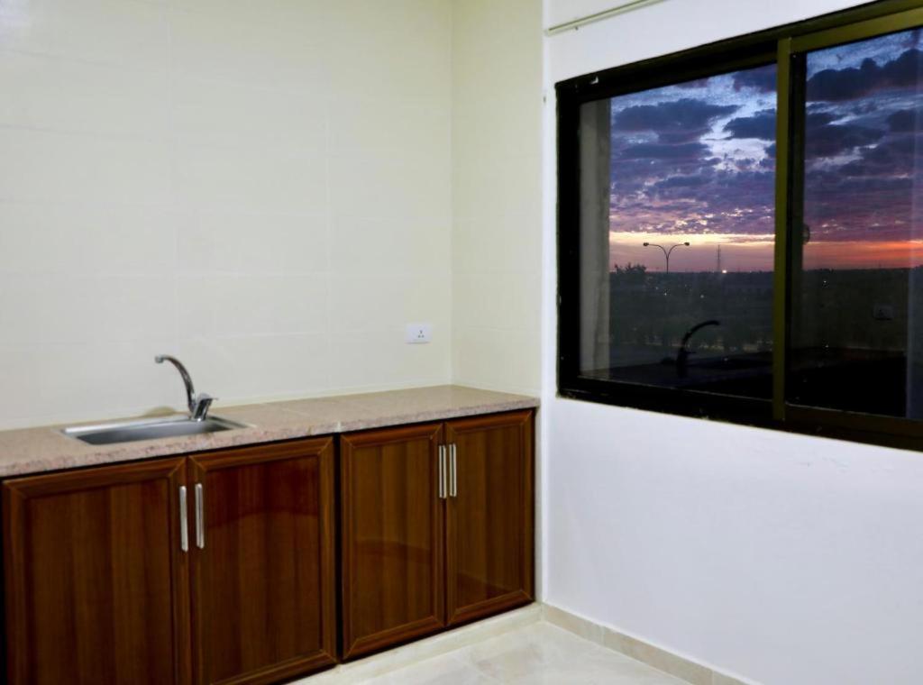 Salvador Dali Apartments อัมมาน ภายนอก รูปภาพ