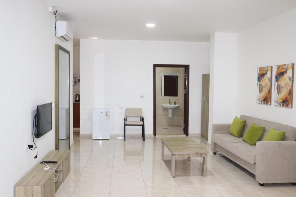 Salvador Dali Apartments อัมมาน ภายนอก รูปภาพ